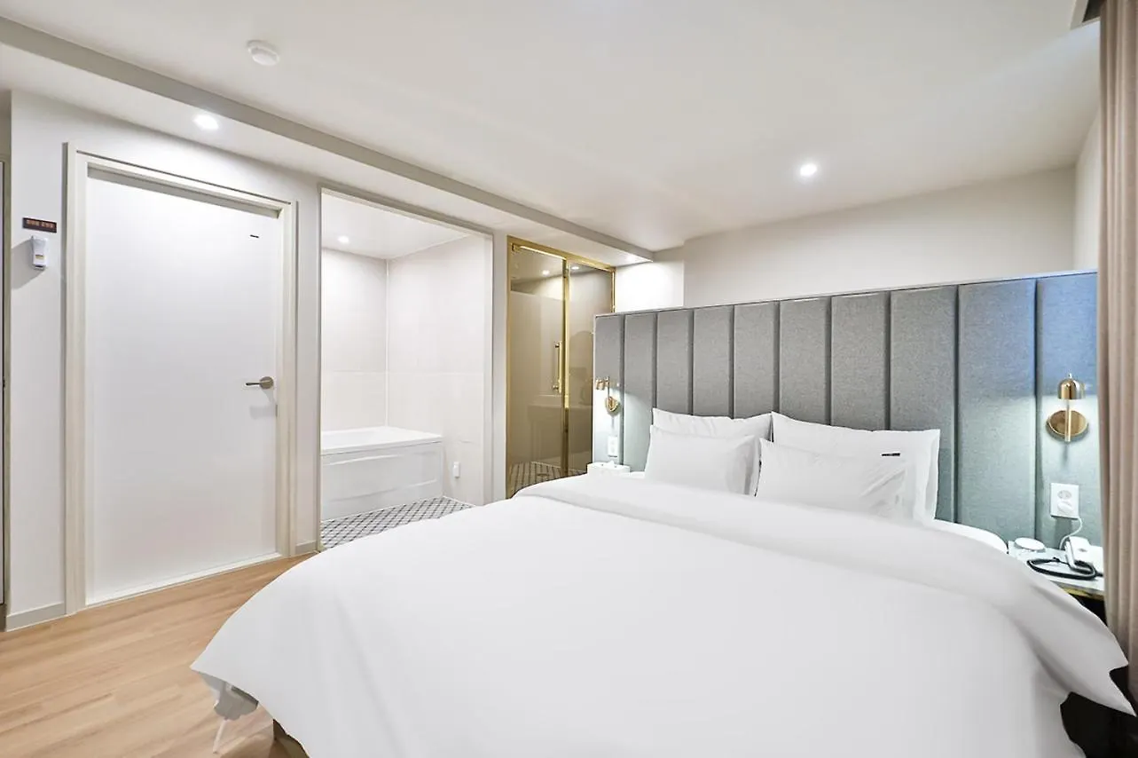 Den Basta Hotel Hadan Busan